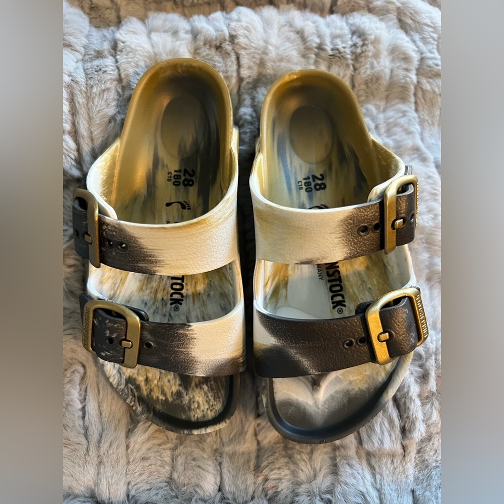 NWT Birkenstocks size 28 (10-10.5) Toddler